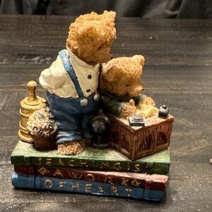 VTG “Teaching is a work of Heart”Bear Teacher & Bear Student figurine Trinket